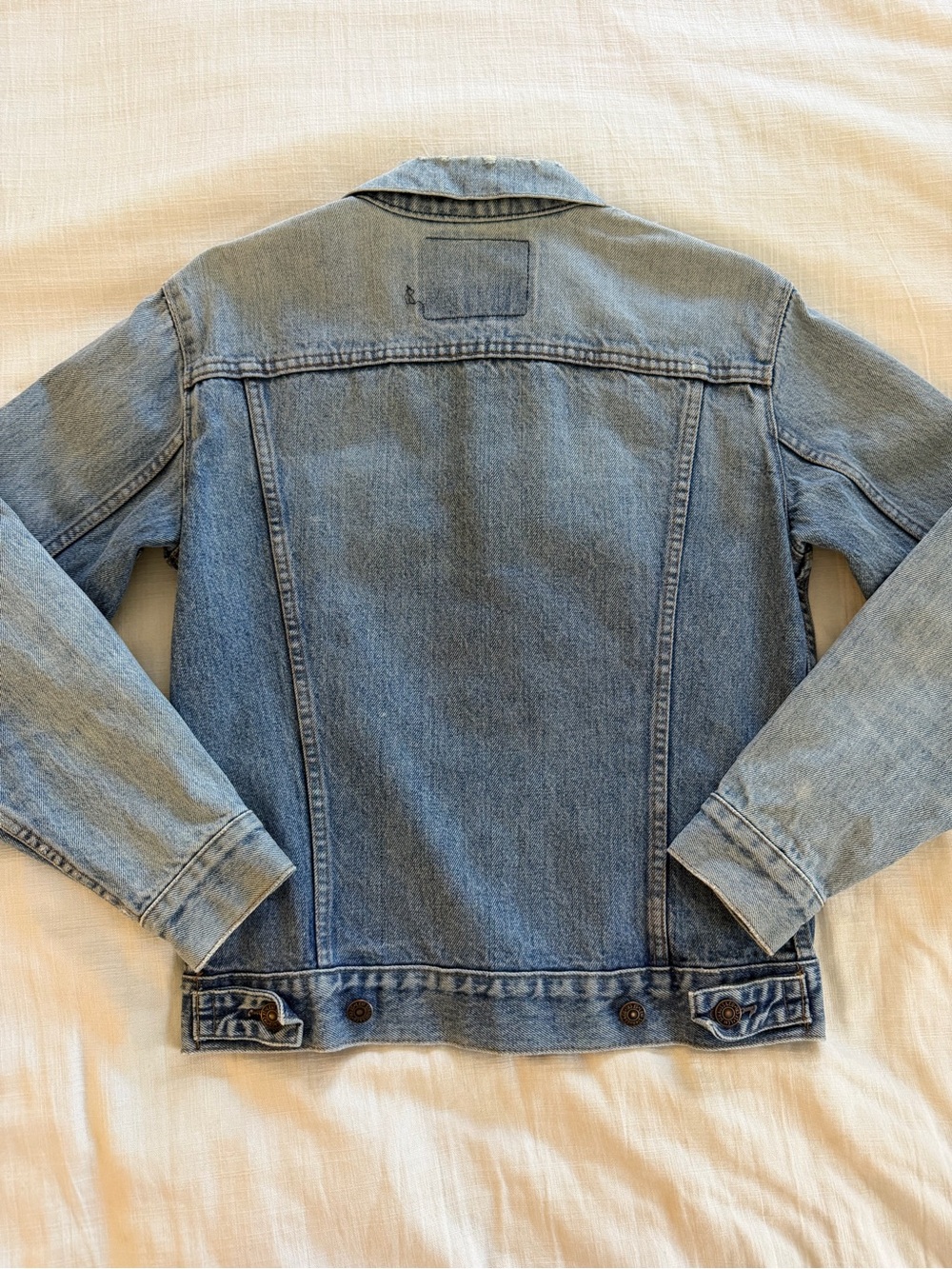 Vintage 1970/1980s Levi’s Type III Denim Jacket - Picture 4 of 16